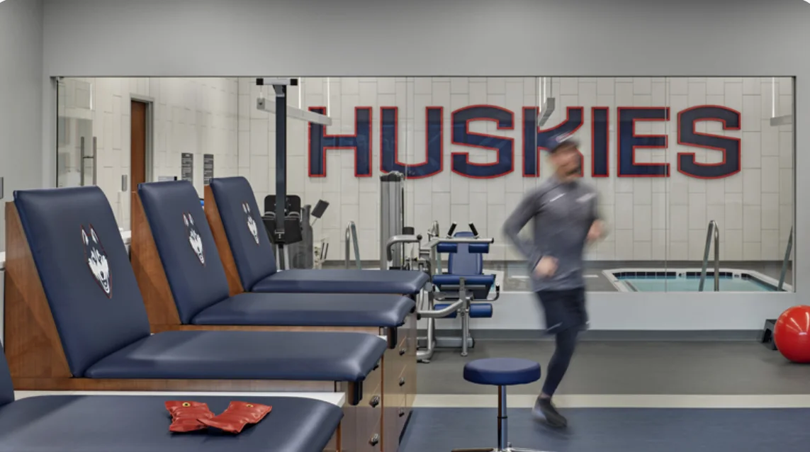 Fisioterapia y medicina deportiva, UConn